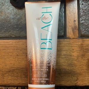 At the beach body cream